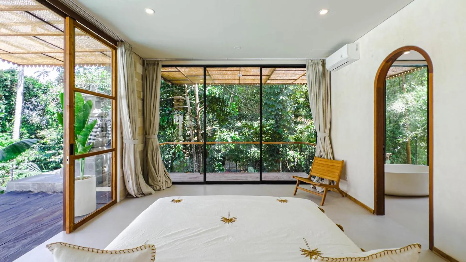 Abangan Palace Ubud - Jungle View Indonesia