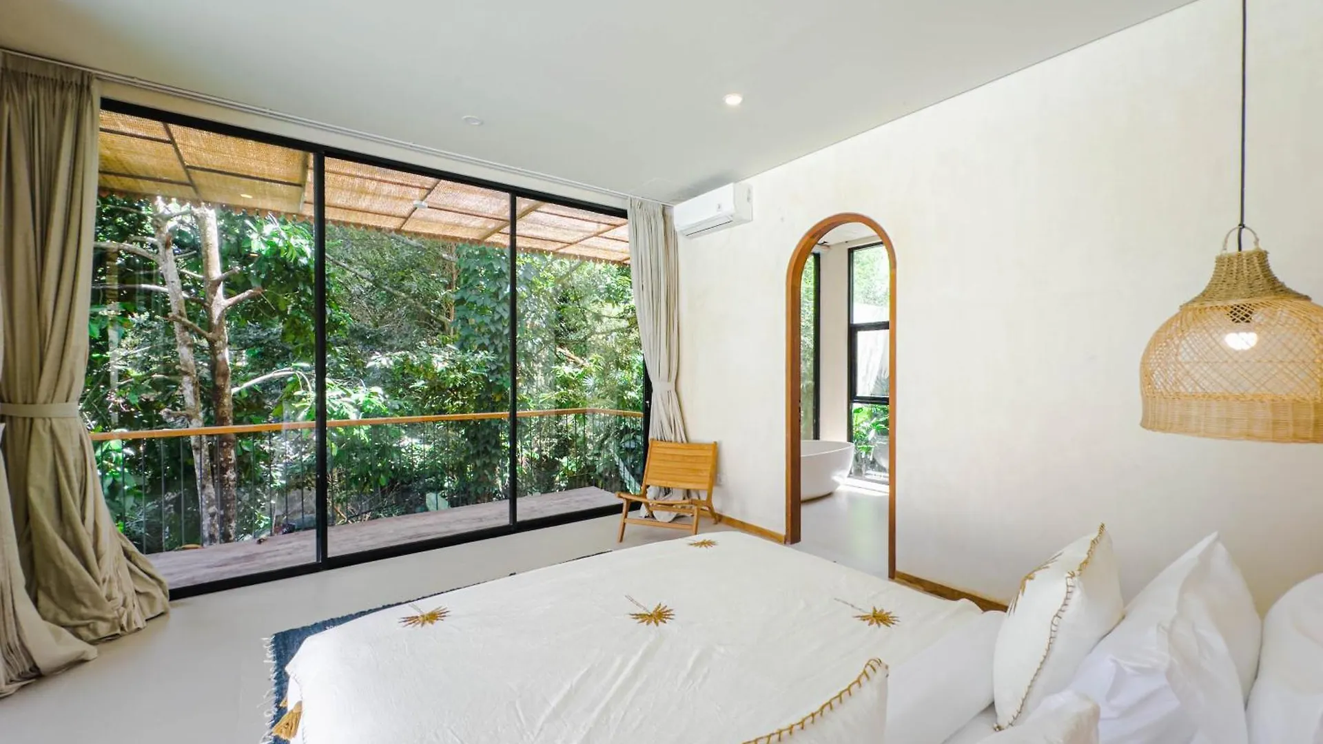 Abangan Palace Ubud - Jungle View